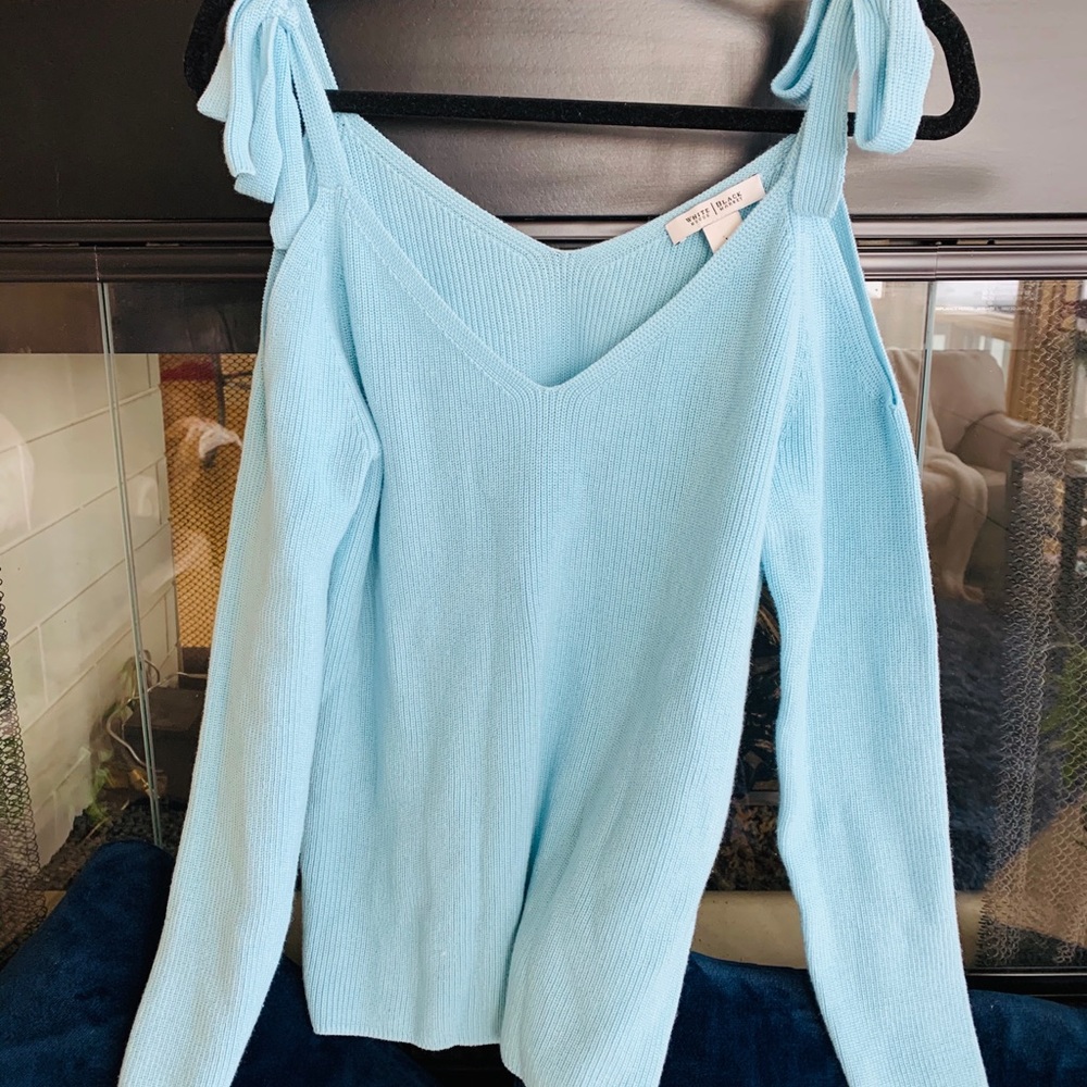 NWT WHBM powder blue knit cold shoulder sweater